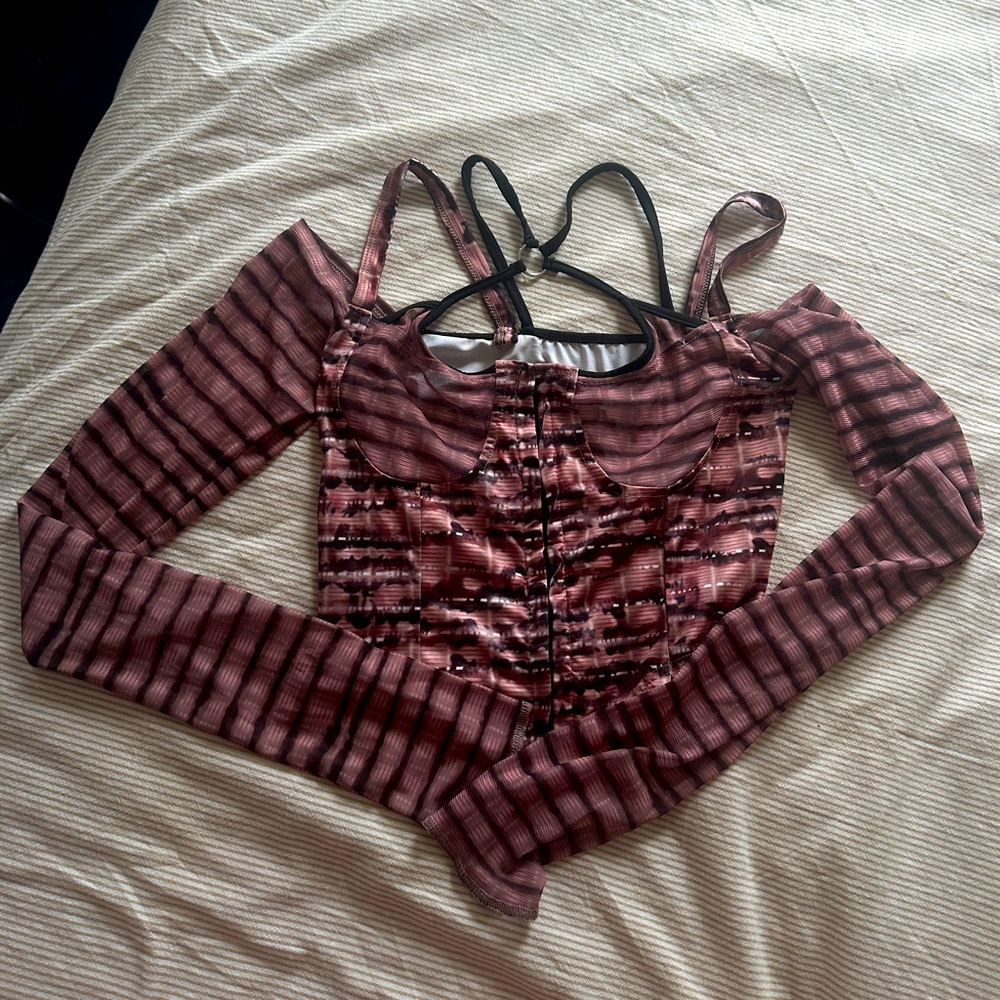 Mesh Top - Picture 2 of 3